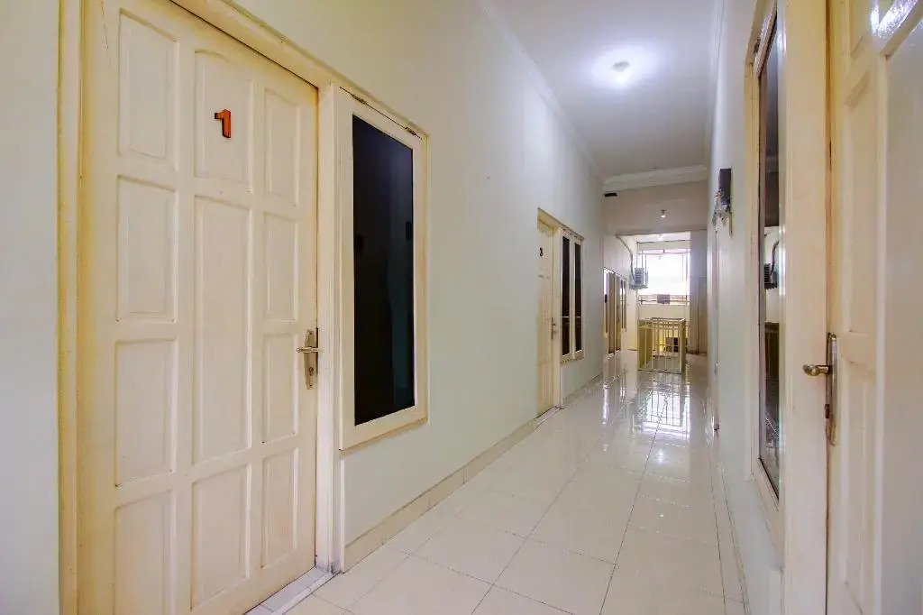 OYO 3083 D Kost 3 Syariah