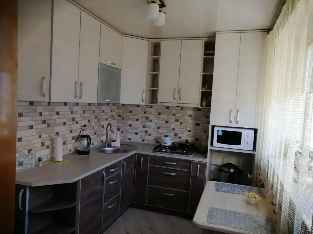 У Ксені