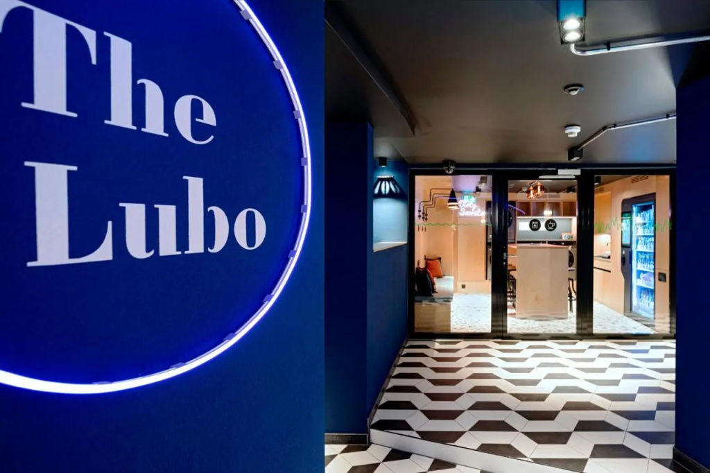 The Lubo - self check-in