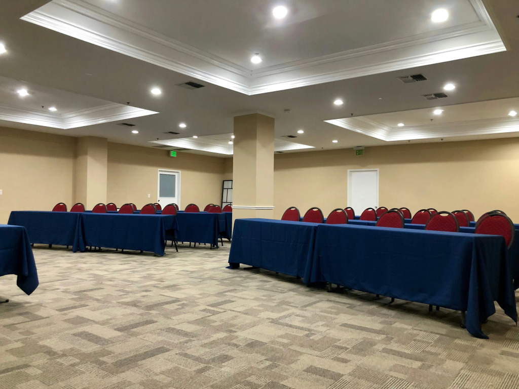 Holiday Inn Express & Suites Pasadena - Los Angeles by IHG