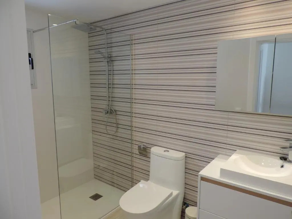 Los Gracioseros 209-2bed -1st Floor-A/C-UK TV-WiFi