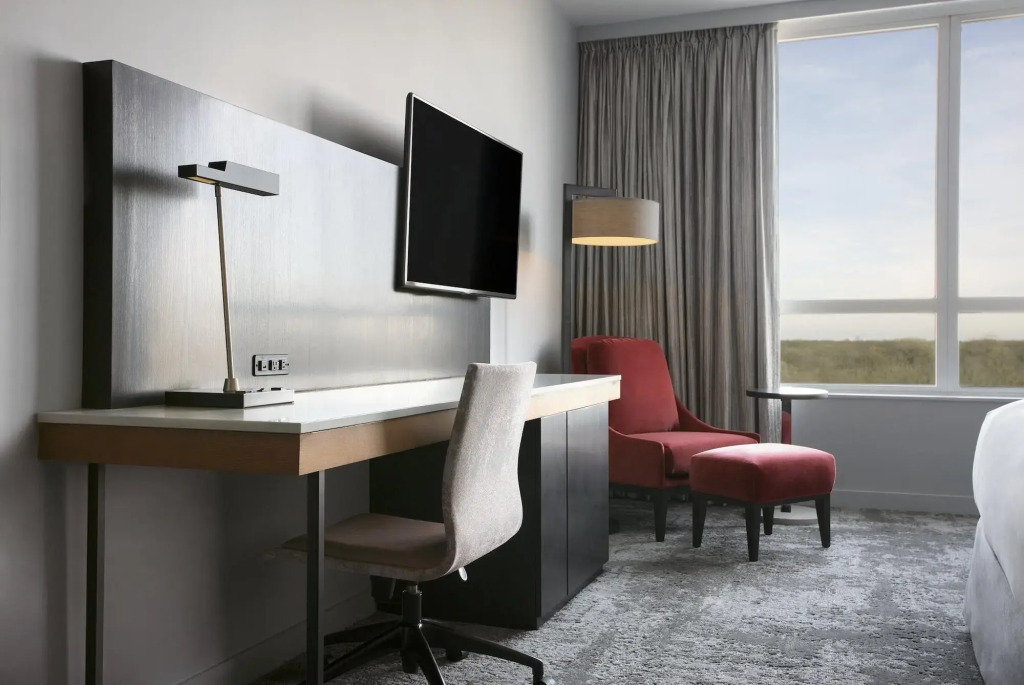 Loews Chicago OHare Hotel