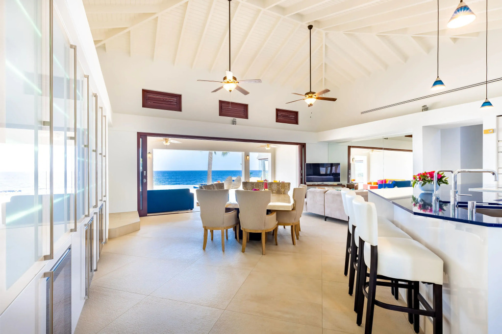 New Oceanfront Luxury Mansion W/ Private Beach & Pool - Gated Community