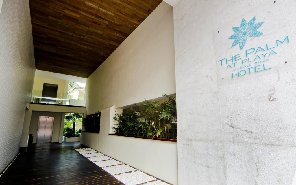 Hotel The Palm