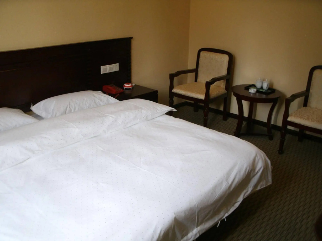 Hongye Business Hotel (Kunming Railway Station Joy City Center)