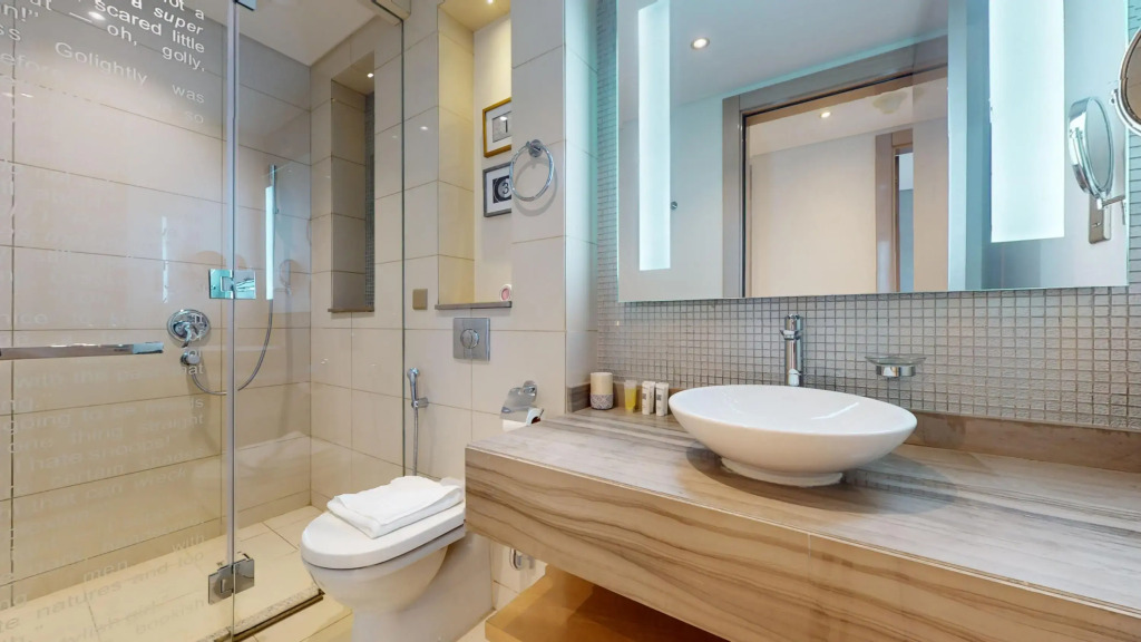 Business Bay - Damac Towers Paramount B 3801