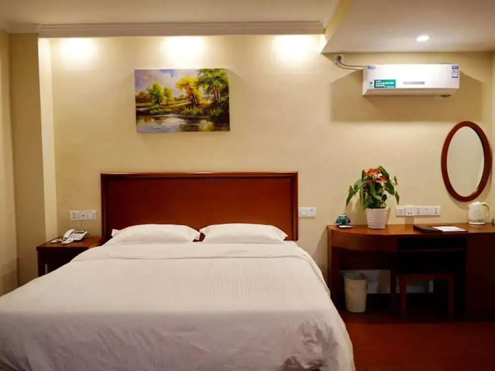 GreenTree Inn XuZhou Pizhou Railway Station Jiefang West Road Hotel