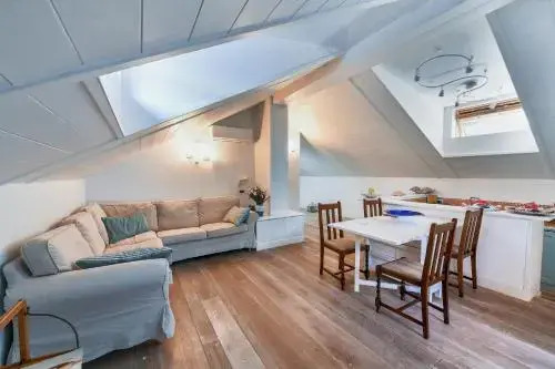 Ravello Art Apartments
