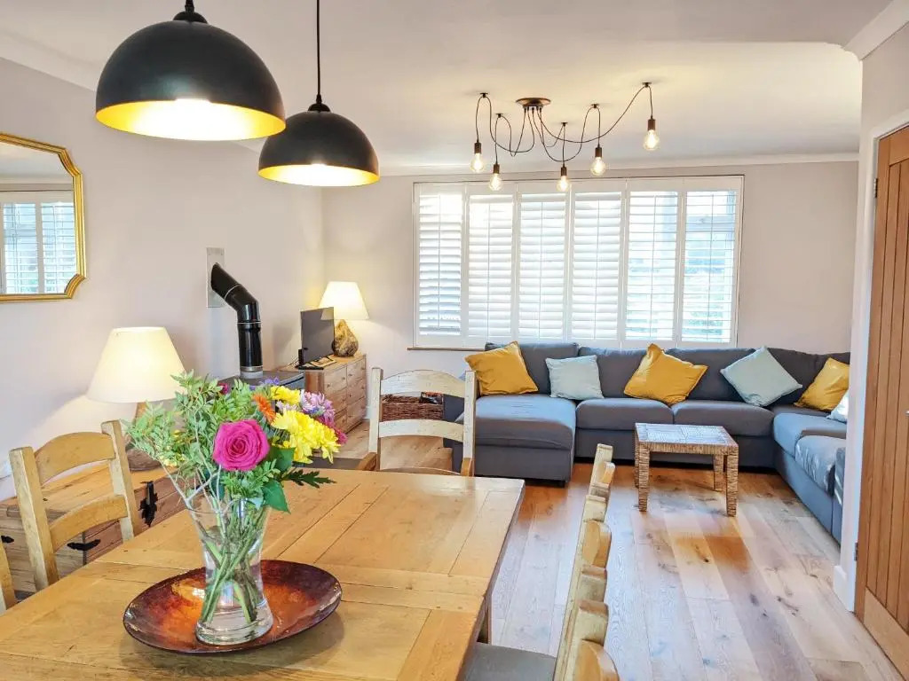 Beautiful, Spacious 4-bed House in Brixham