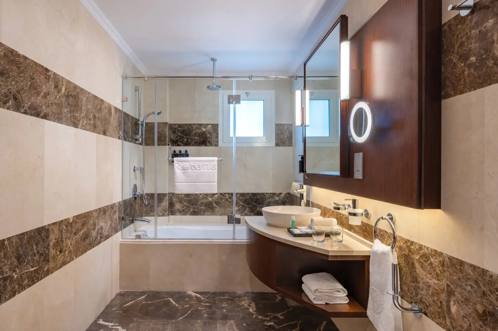 Riviera Rayhaan by Rotana Doha
