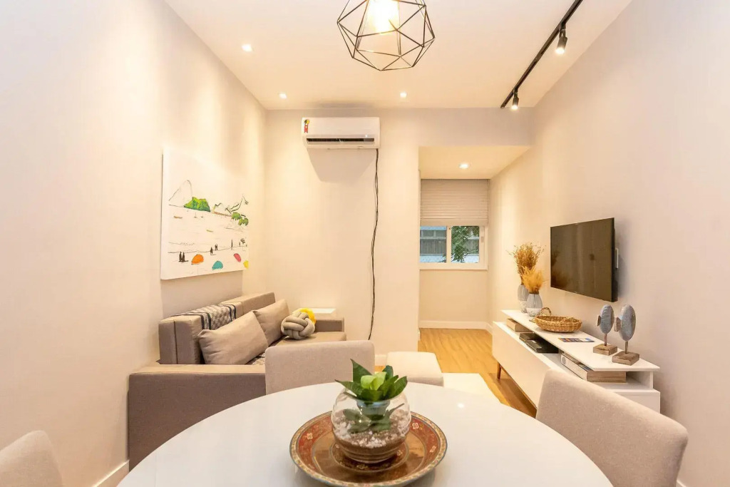 Apartamento Decorado A 350m Da Praia | Sf 159/102