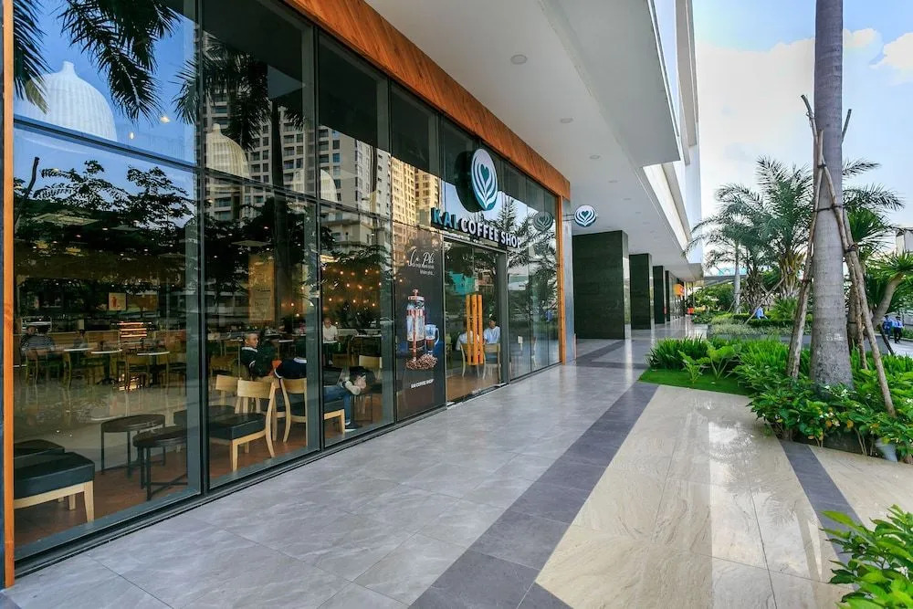Chau Apartments