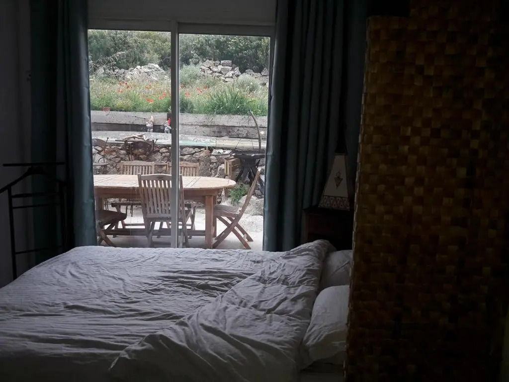 Chambre d’hôtes : Entre mer et colline