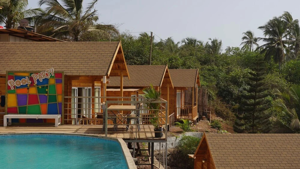 Larive Beach Resort