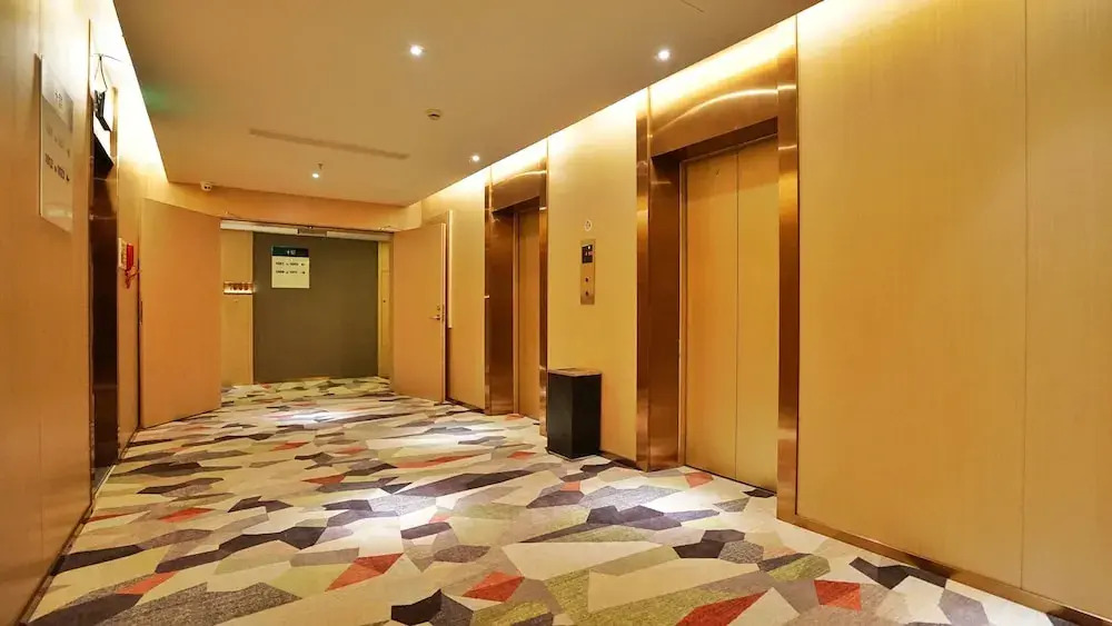 ibis Styles HZ Chaowang Rd