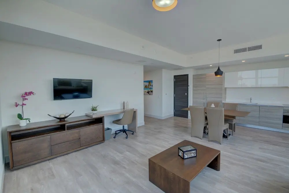 CH Luxury Condos & Studios On The Beach