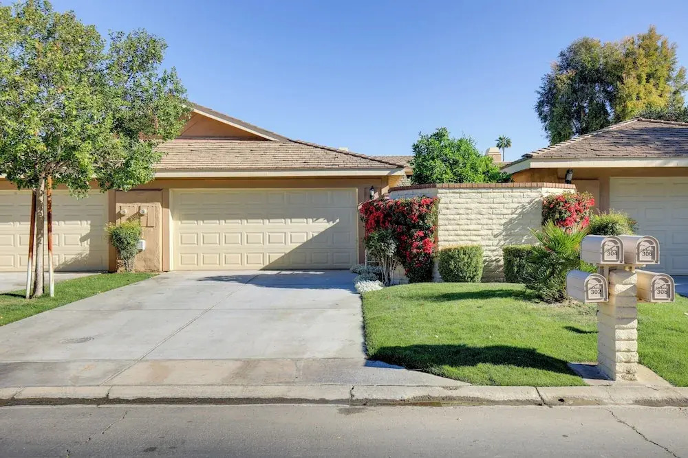 Golf Resort Getaway w/ Pool Access in Palm Desert