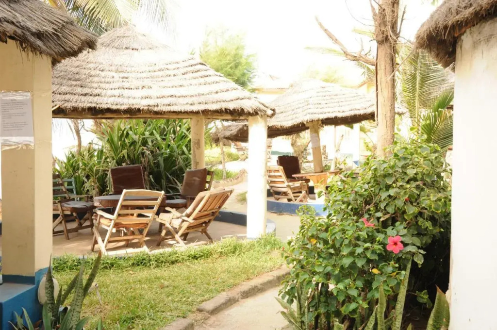 Leybato Beach Hotel