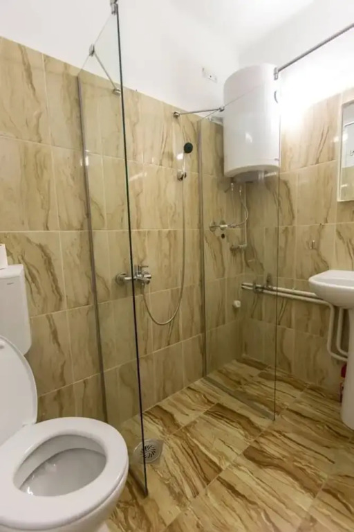Clover Hostel