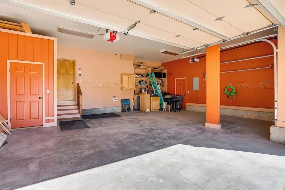 2 Mi to Frisco Slopes: Cozy Retreat w/ Mtn Views!