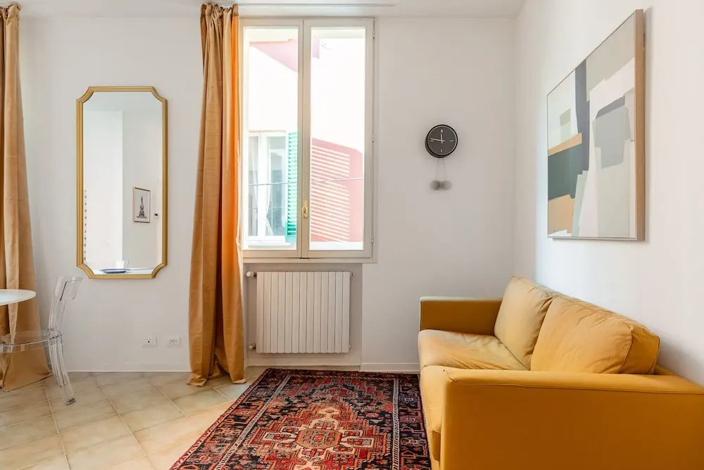 Gombruti Vintage Apartment by Wonderful Italy