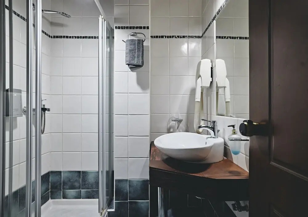 Nostos Suites by White Hills
