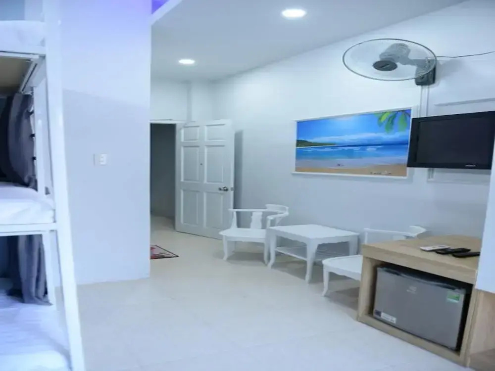 Spot On 900 Xina Hostel