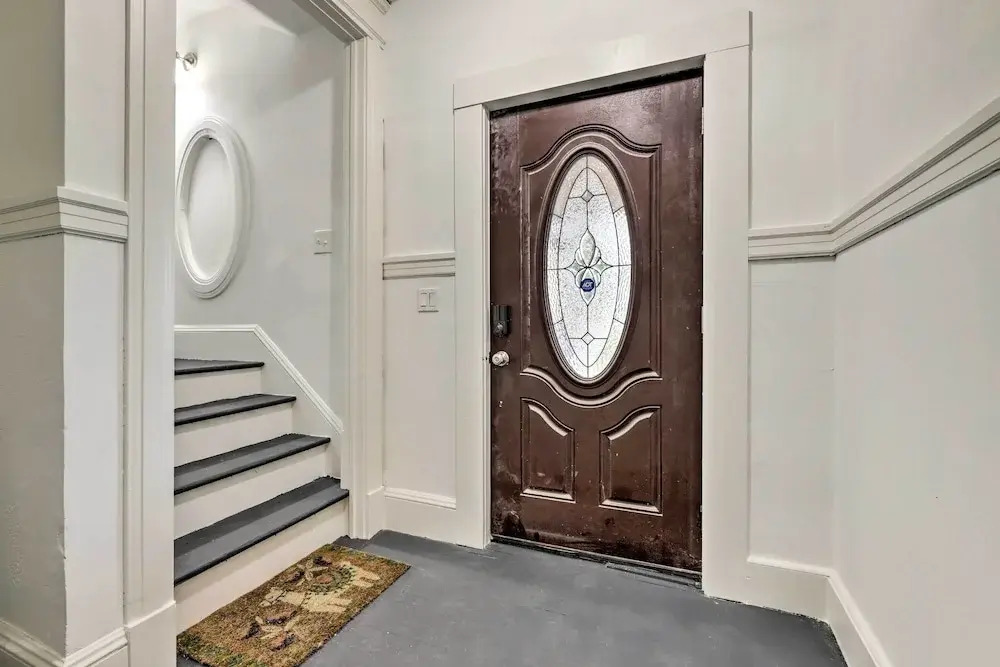 Cozy Springfield Apartment, Close to Parks!