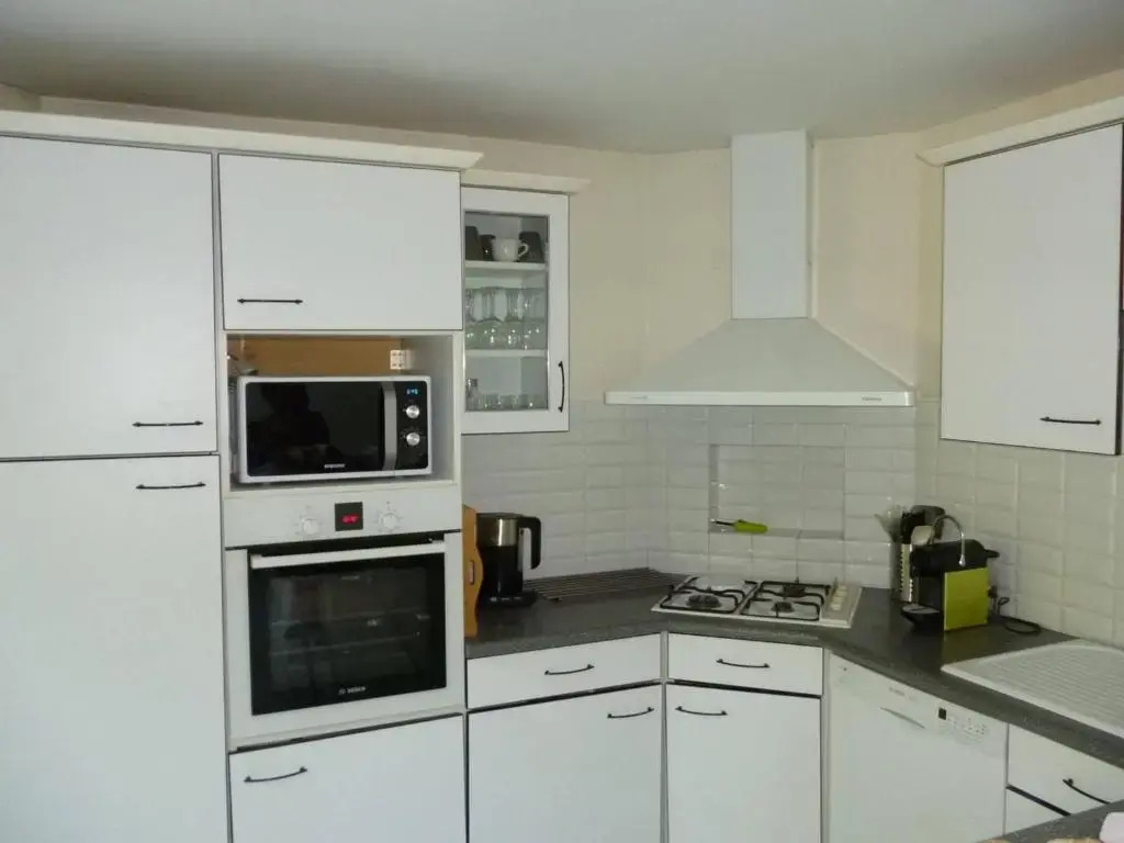 Houses  Villas for 8 People