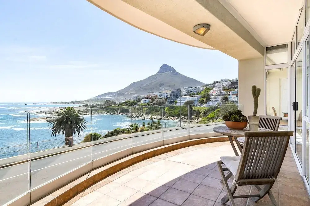 Balie Bay 1 - Adults Only