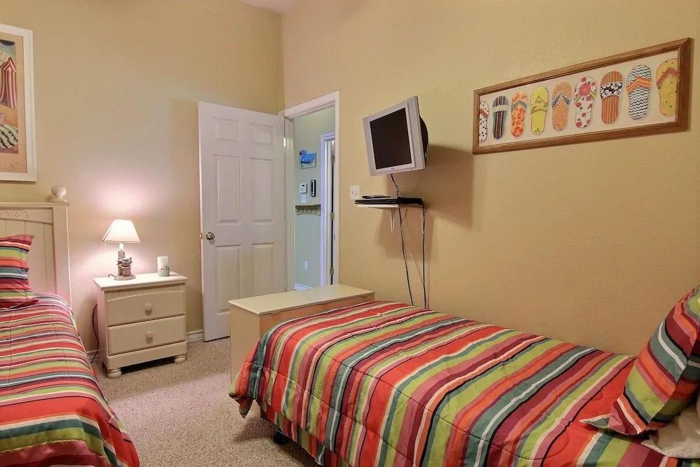Blue Heron FH4 3 Bedrooms 2 Bathrooms Condo