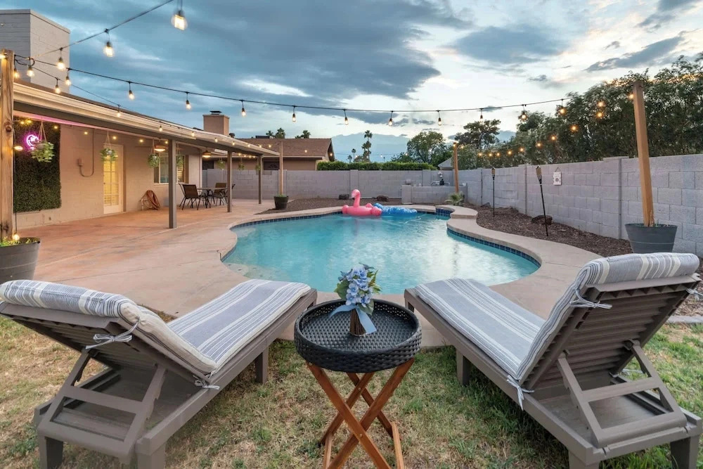 Spacious Scottsdale Retreat With Pool