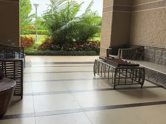 Qingshu Holiday Villa Hotel (Yangjiang Poly Yintan Store)