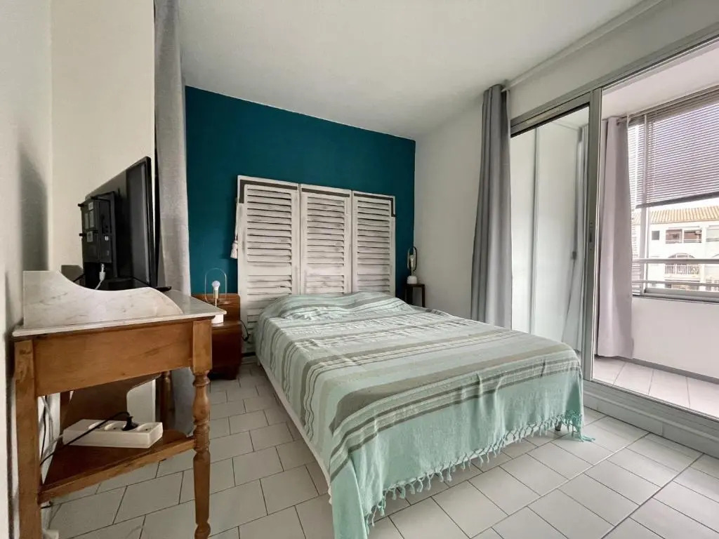 Appartement Sète, 2 pièces, 6 personnes - FR-1-338-60