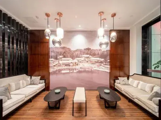 Boyue Hotel