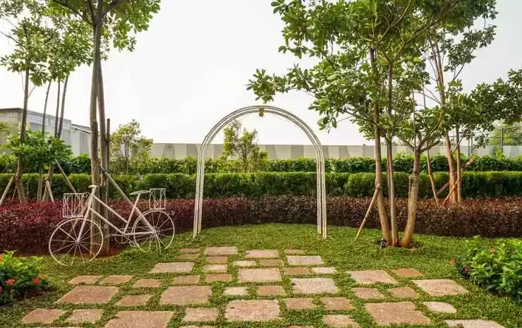 New Furnished Studio West Vista Apartment near Puri Indah