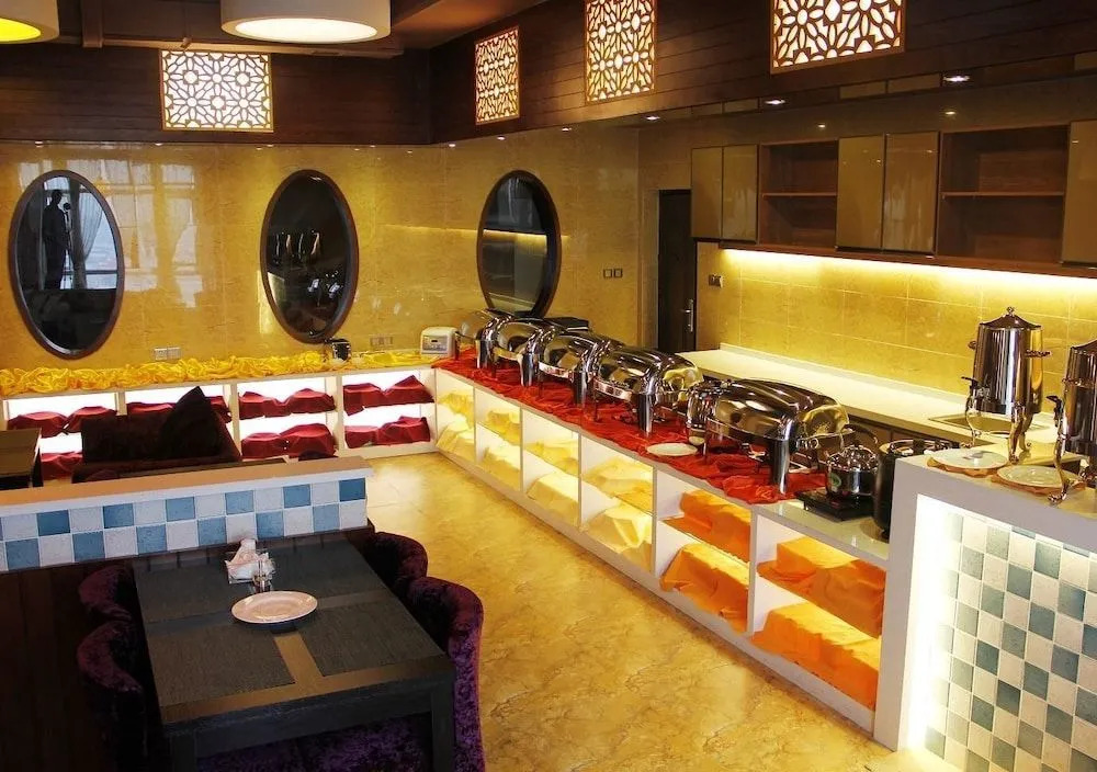 Chengdu Junxi Morrlinternational Hotel