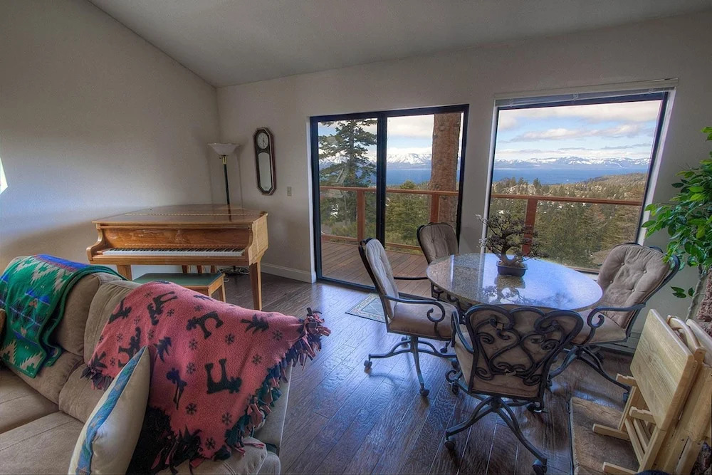 Lakescape by Lake Tahoe Accommodations