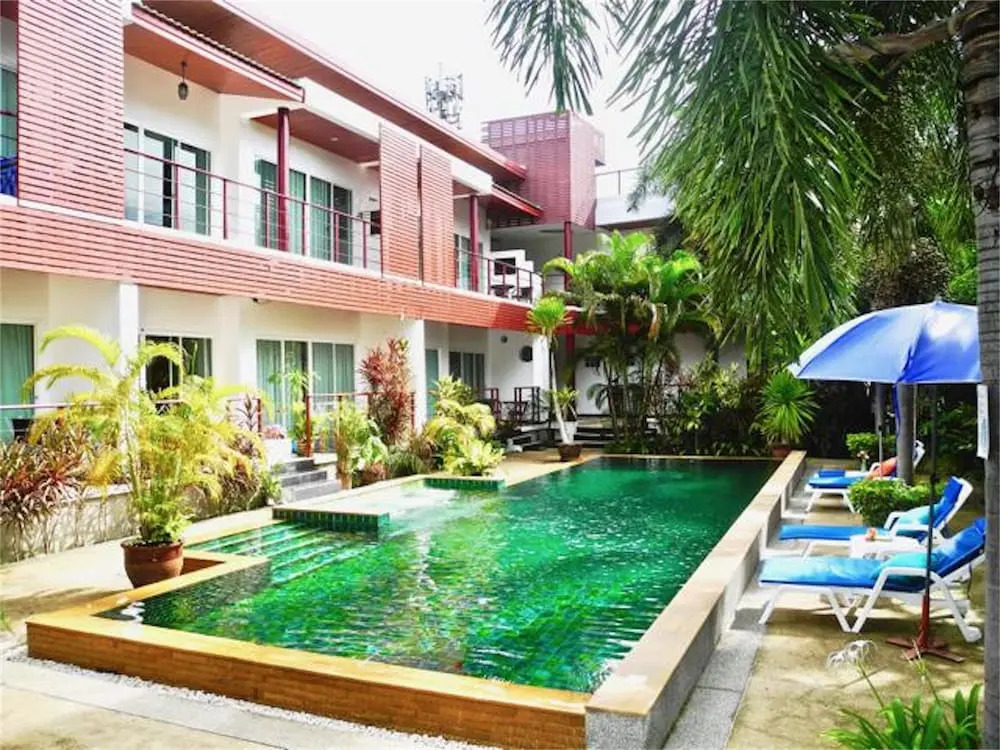 Relife Residence : 1 BR Apartment in Nai Harn
