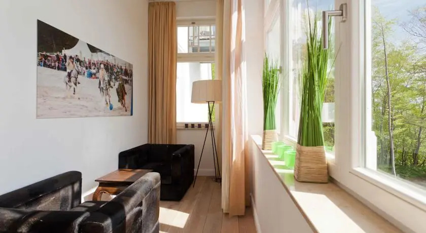 Ferienwohnung Schilfrohr Meerblick Pool Sauna Kamin Rügen strandnah