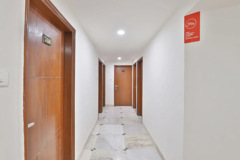 OYO 10197 Hotel Apex