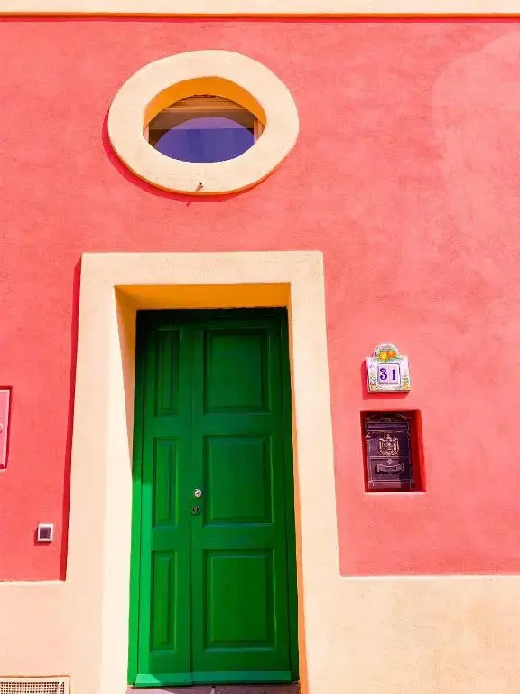 Villa Pomelia, Villa nel corso di Santa Marina Salina a 50 mt dal mare