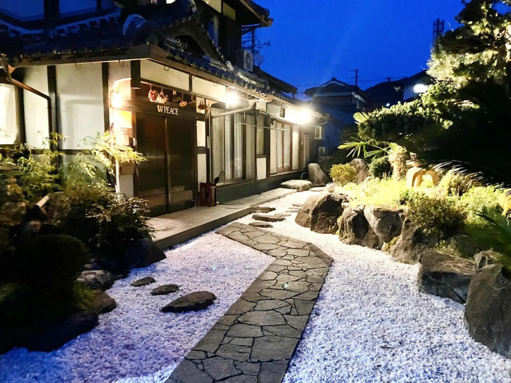 福知山の暮らすように泊まれる宿 wぴーす 山あり川あり自然豊かな田舎の風景 帰省時の滞在宿にも最適です 福知山温泉まで車で8分