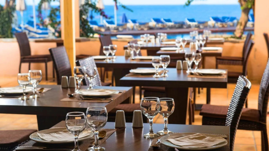 Silva Beach Hotel