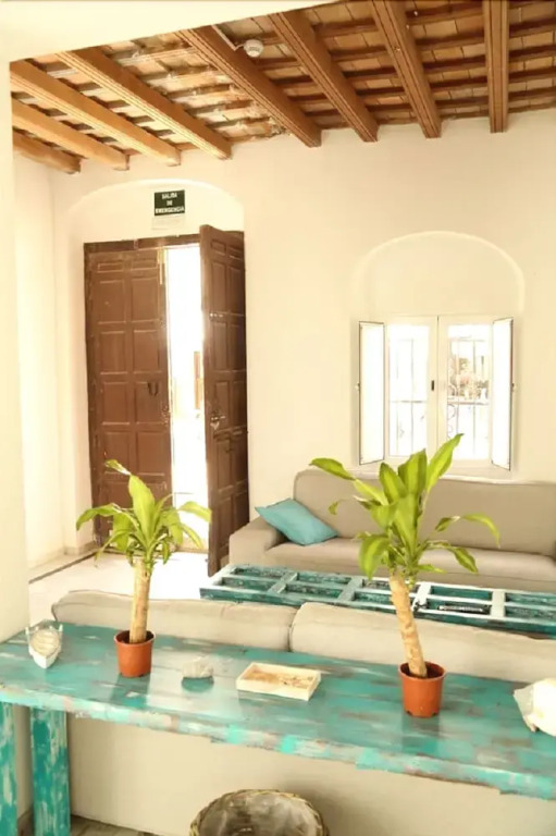 Wake up in Tarifa Hostel & Restaurant Lounge
