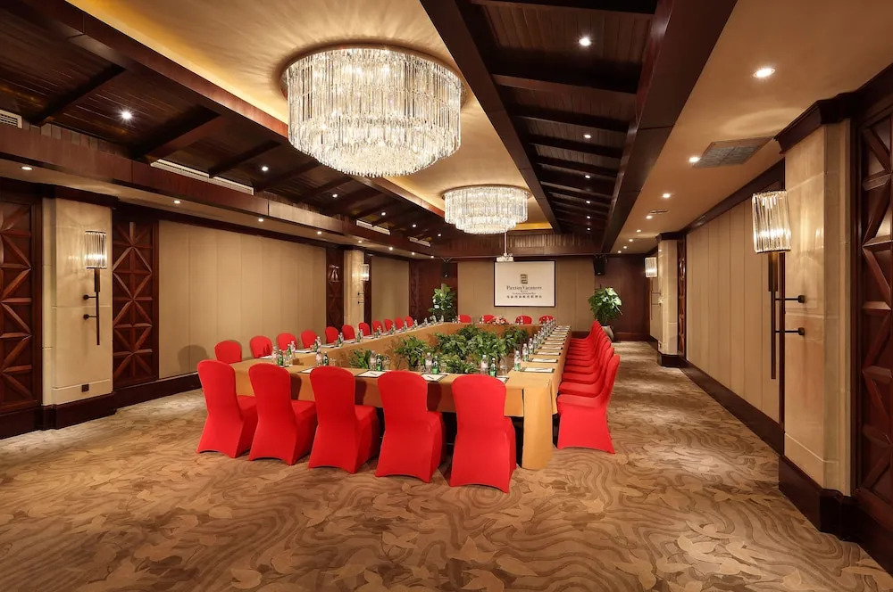 Qionghai Bay Bonreal Hotel