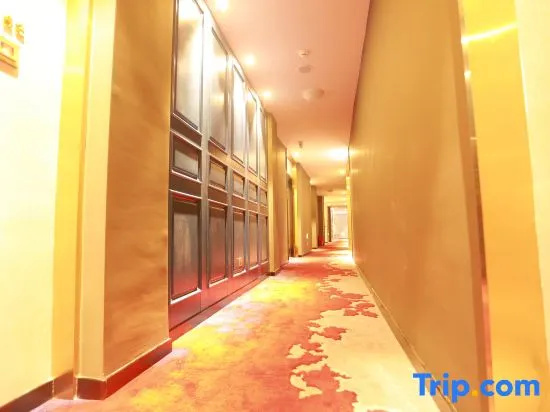 Yujing Saussurea French Style Hotel