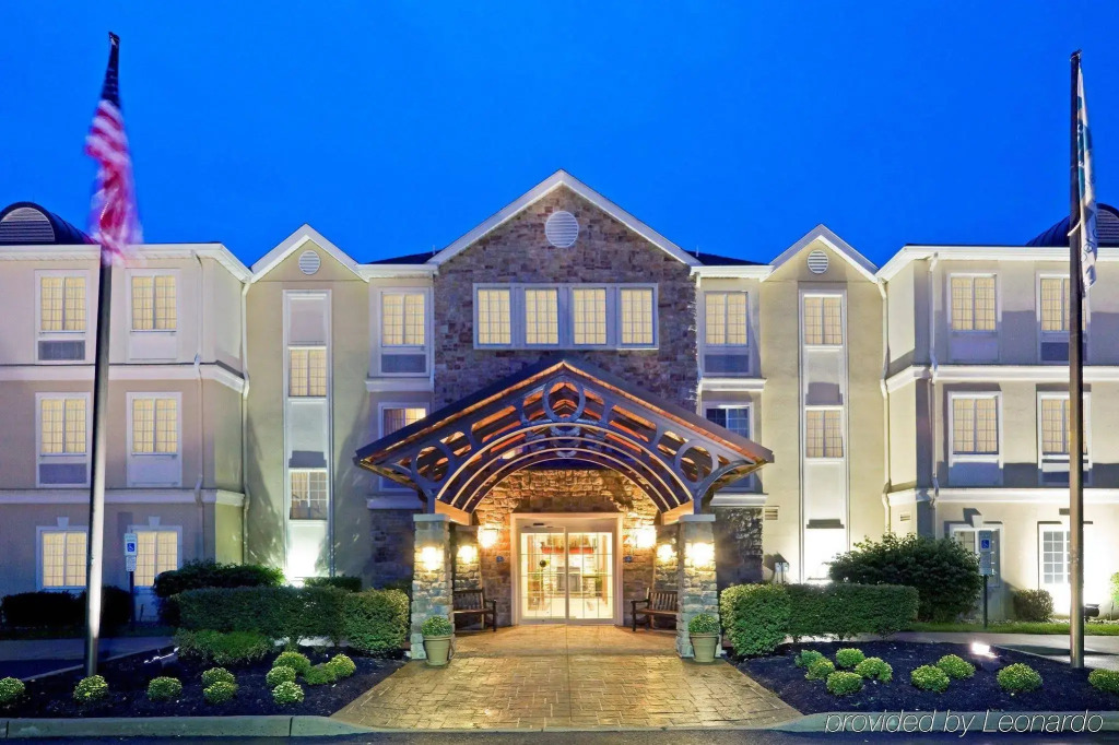 Staybridge Suites Cranbury - South Brunswick by IHG