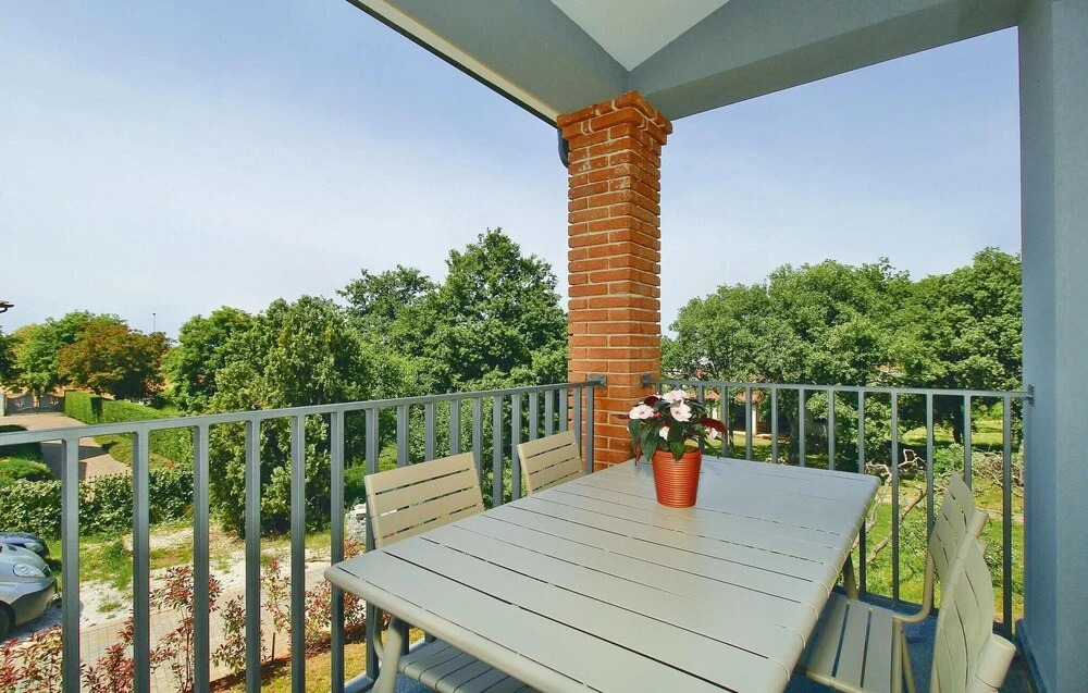 Nice Home in Vranici With Wifi and 2 Bedrooms
