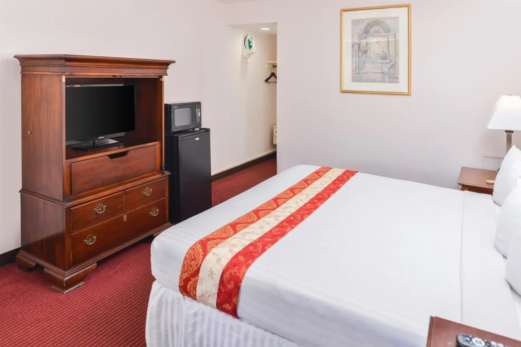 Americas Best Value Inn - Williamsburg/Lightfoot Area